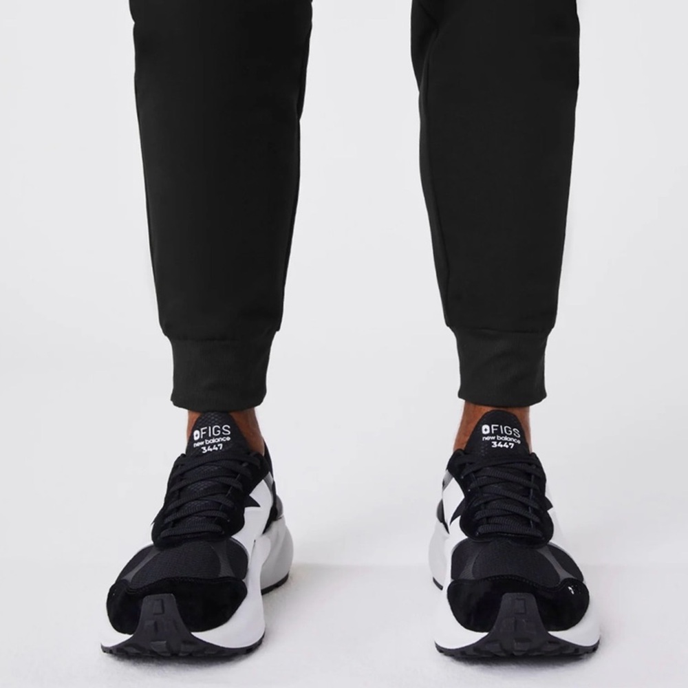 Figs New Balance 3447 Sneakers - Picture 2 of 9